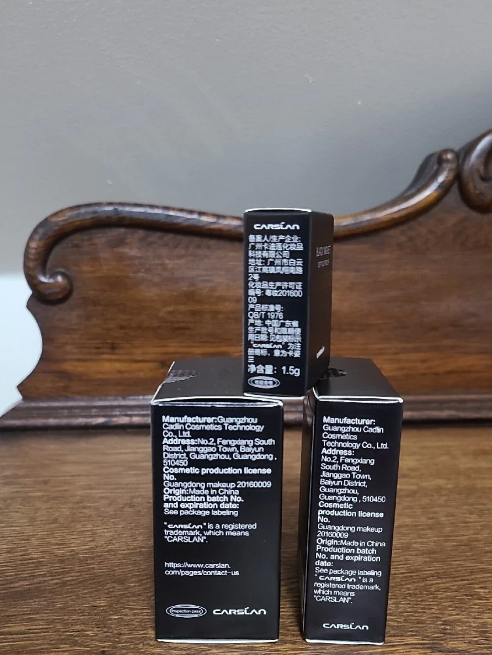 Black Magnet Soft Focus Make-Up Powder/Soft Focus Powder & Brush Set! Shade 01